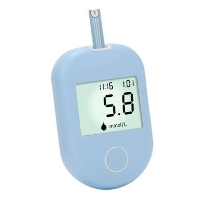 Небольшое касание Glucometer капилляра одного кончика пальца боли